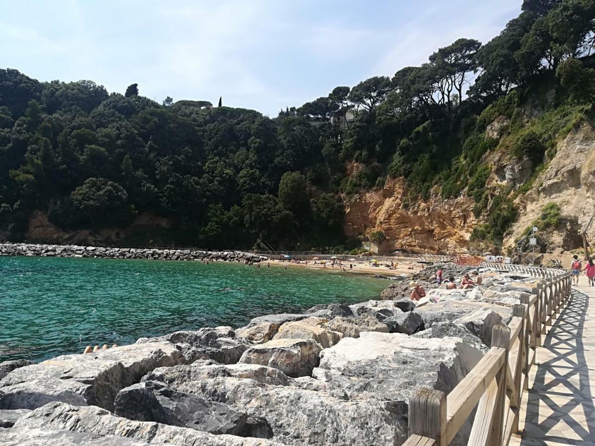 Il Faro Dei Poeti Apartment Lerici Exterior photo